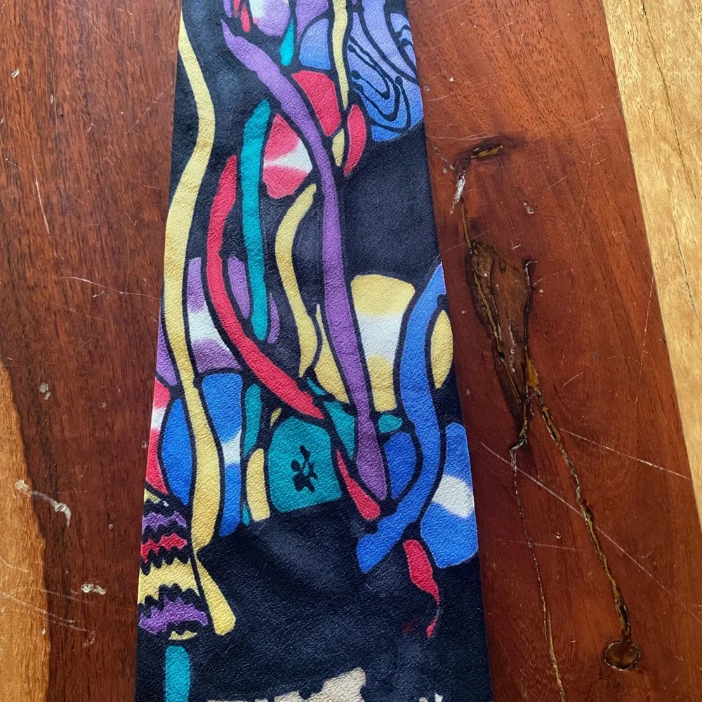 Robert Daskai hand painted 100% silk necktie‎ abstract New Year’s Eve theme
